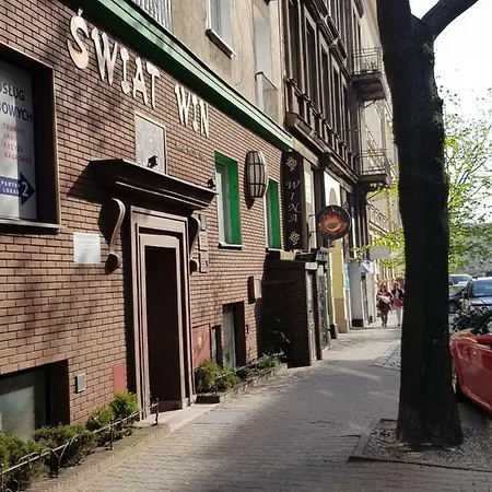 Dobry Najem 12 *
